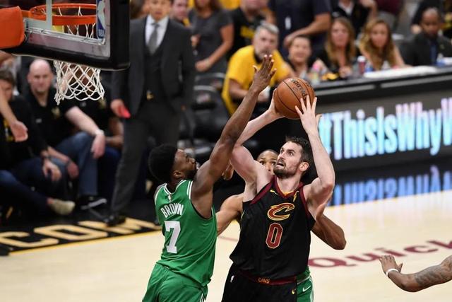 德天空：布兰特将无法出战多特对阵拜仁的比赛